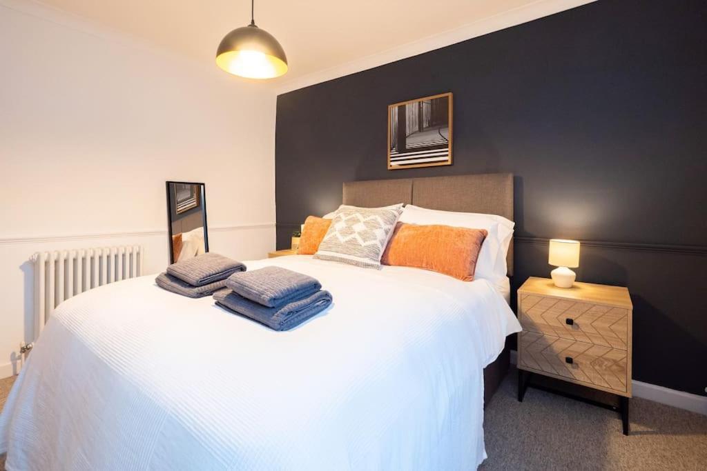3 Bedroom Home Close To Town Centre With Wifi & Garden Royal Tunbridge Wells Eksteriør bilde